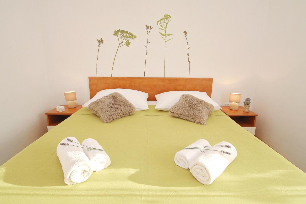 Apartments Olive Zaton  Luaran gambar